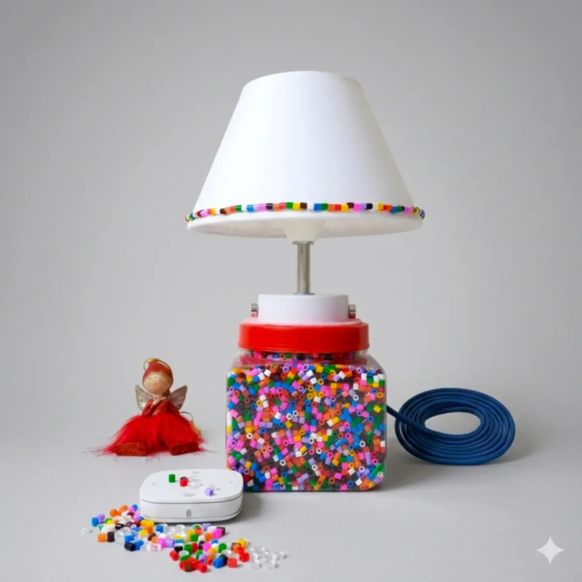 Lámpara con cuentas de colores - Imagen 4