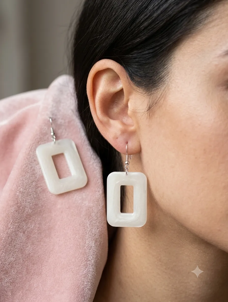 Pendientes geométricos blancos - Imagen 4