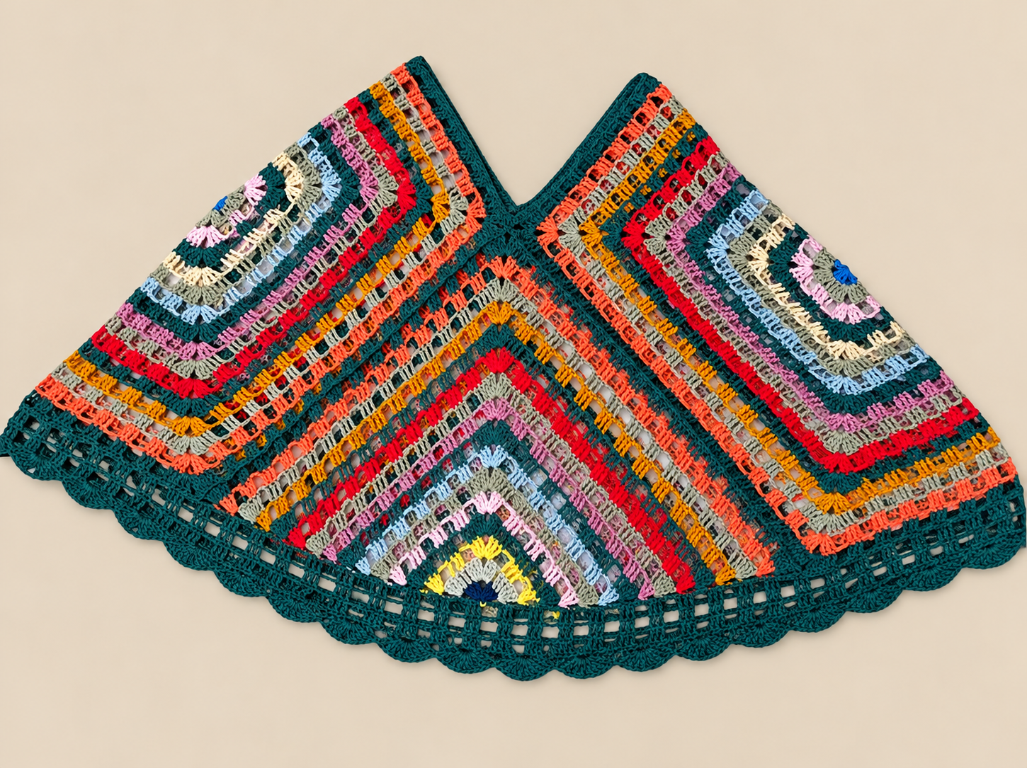Poncho multicolor estilo boho - Imagen 5