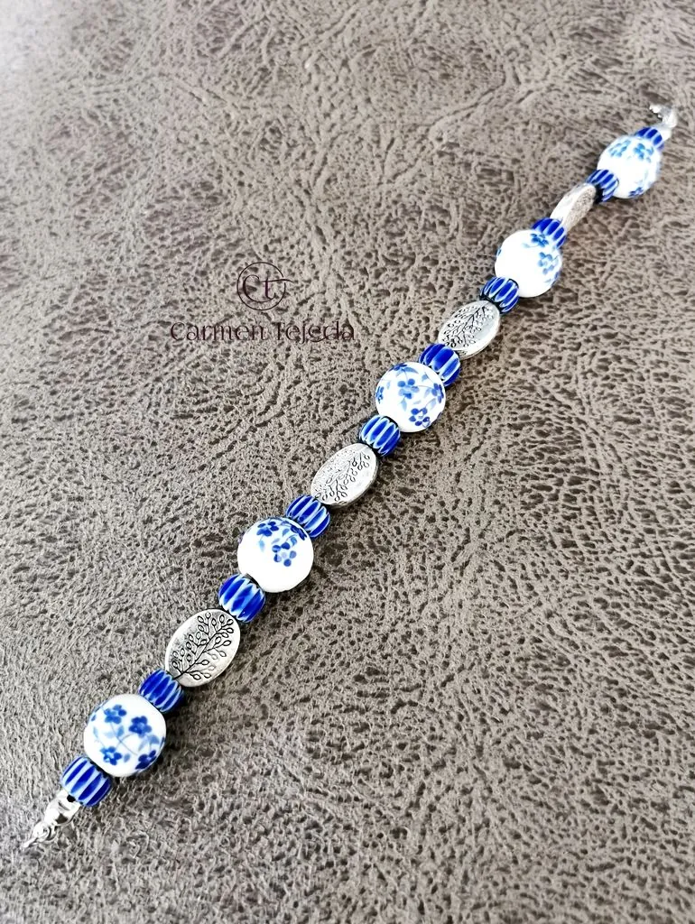 Pulsera plateada de cerámica, Millefiori y zamak. - Imagen 3