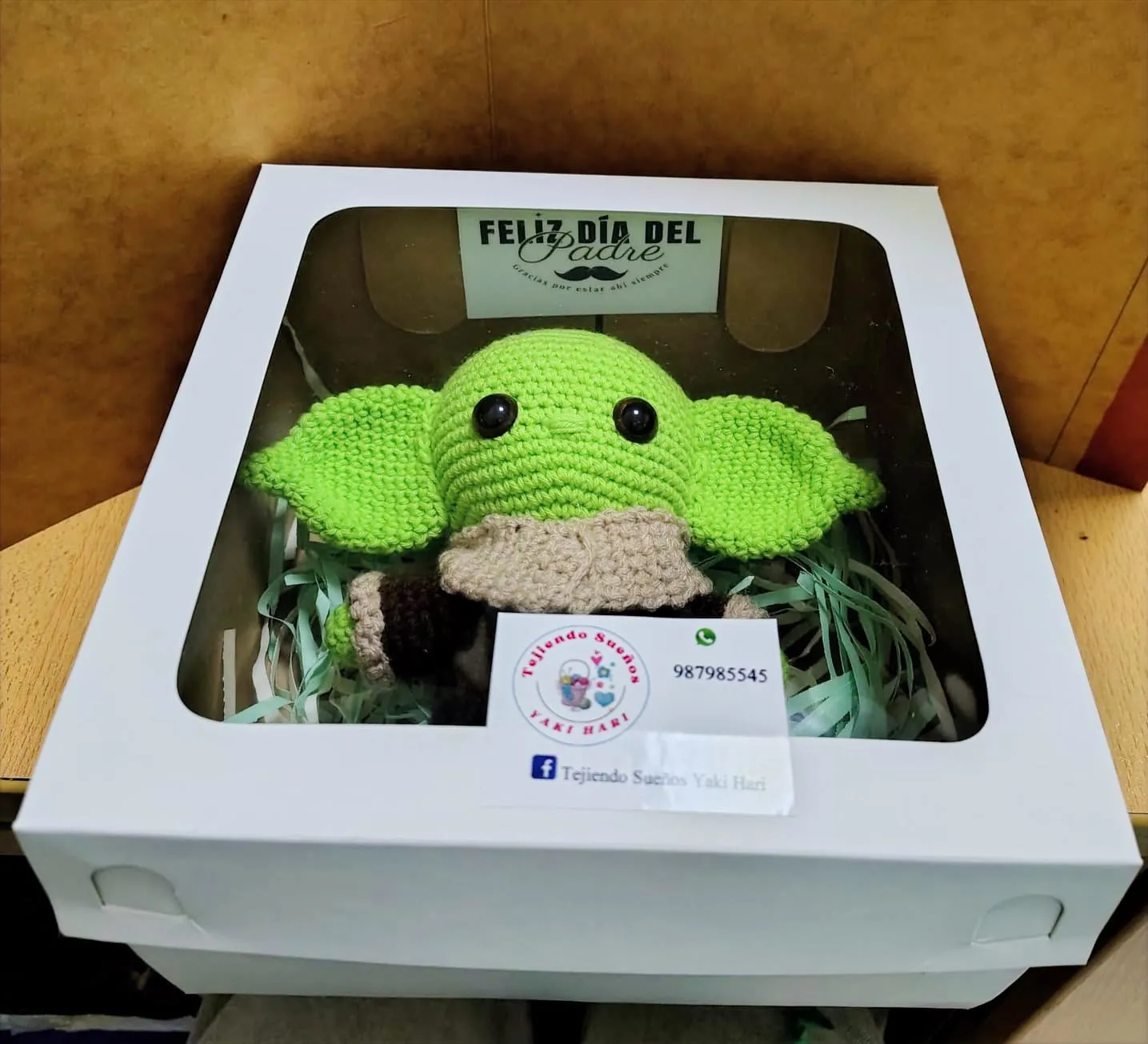 Amigurumi Yoda o baby Yoda - Imagen 3