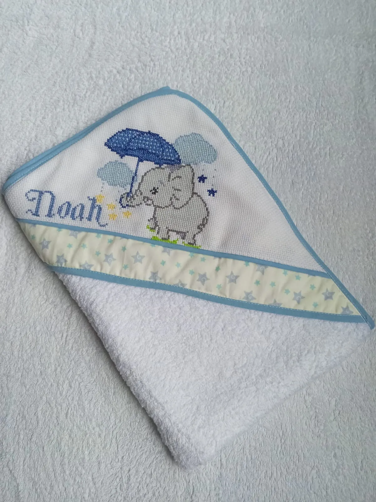 Toallas para bebés personalizadas bordadas a mano - Imagen 2