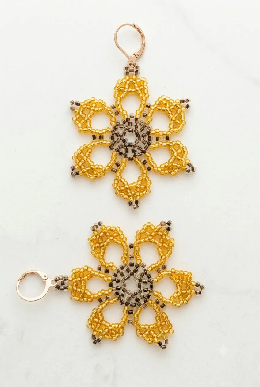Pendientes flor dorada con mostacillas - Imagen 2