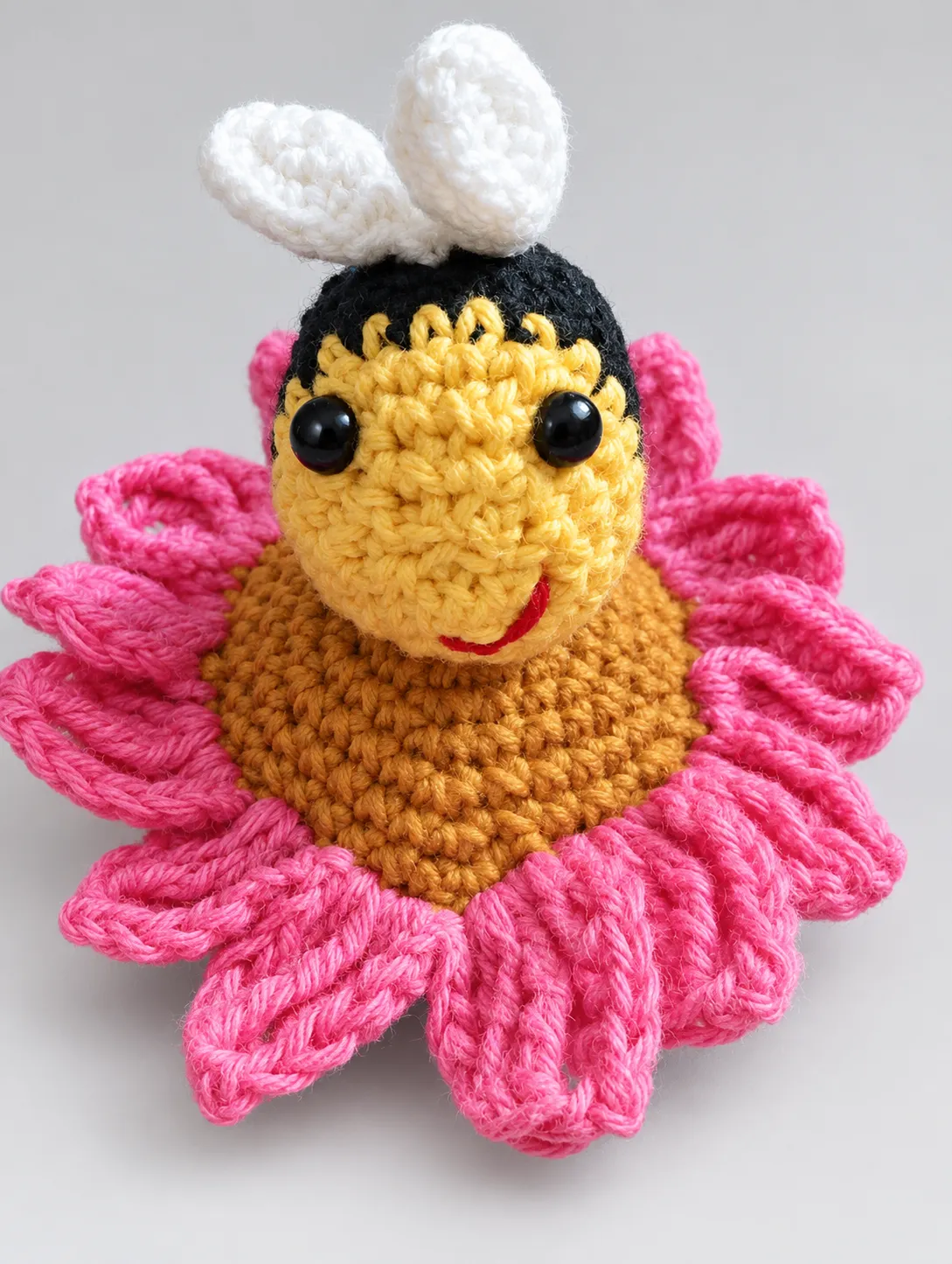 Charm/Llavero abeja en flor