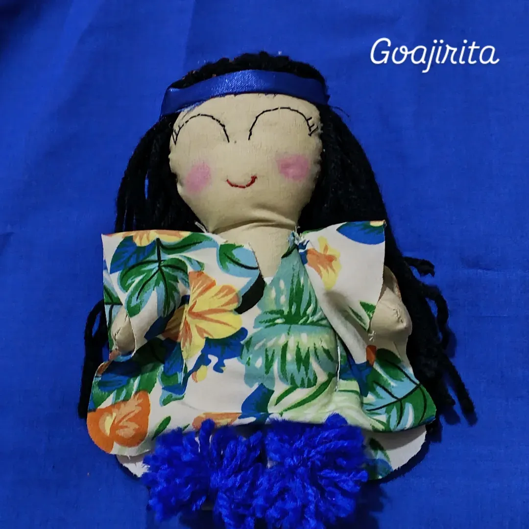 Muñeca de tela 10cm. Colección: Chiquis - Imagen 3