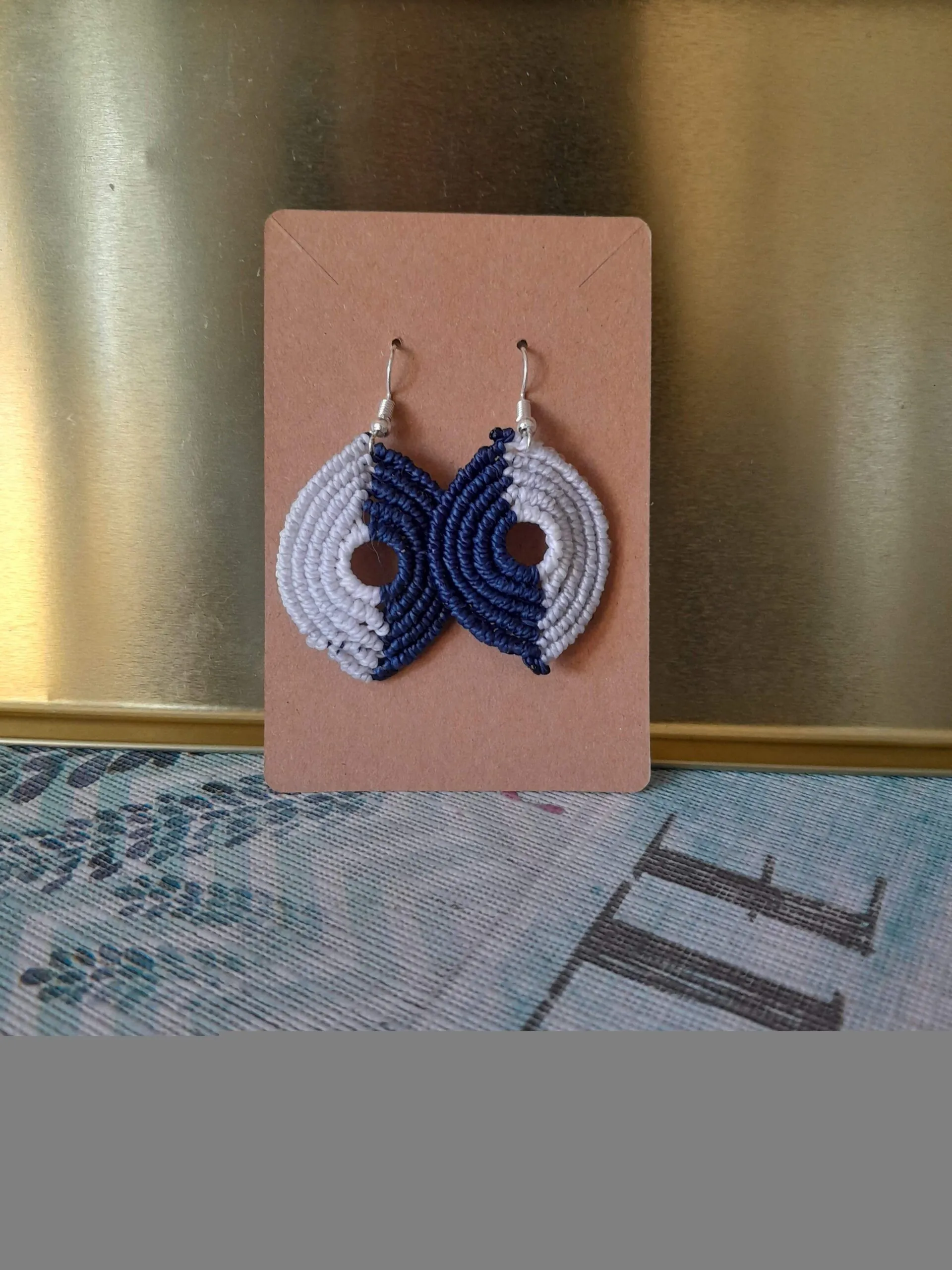 Pendientes bicolor macramé