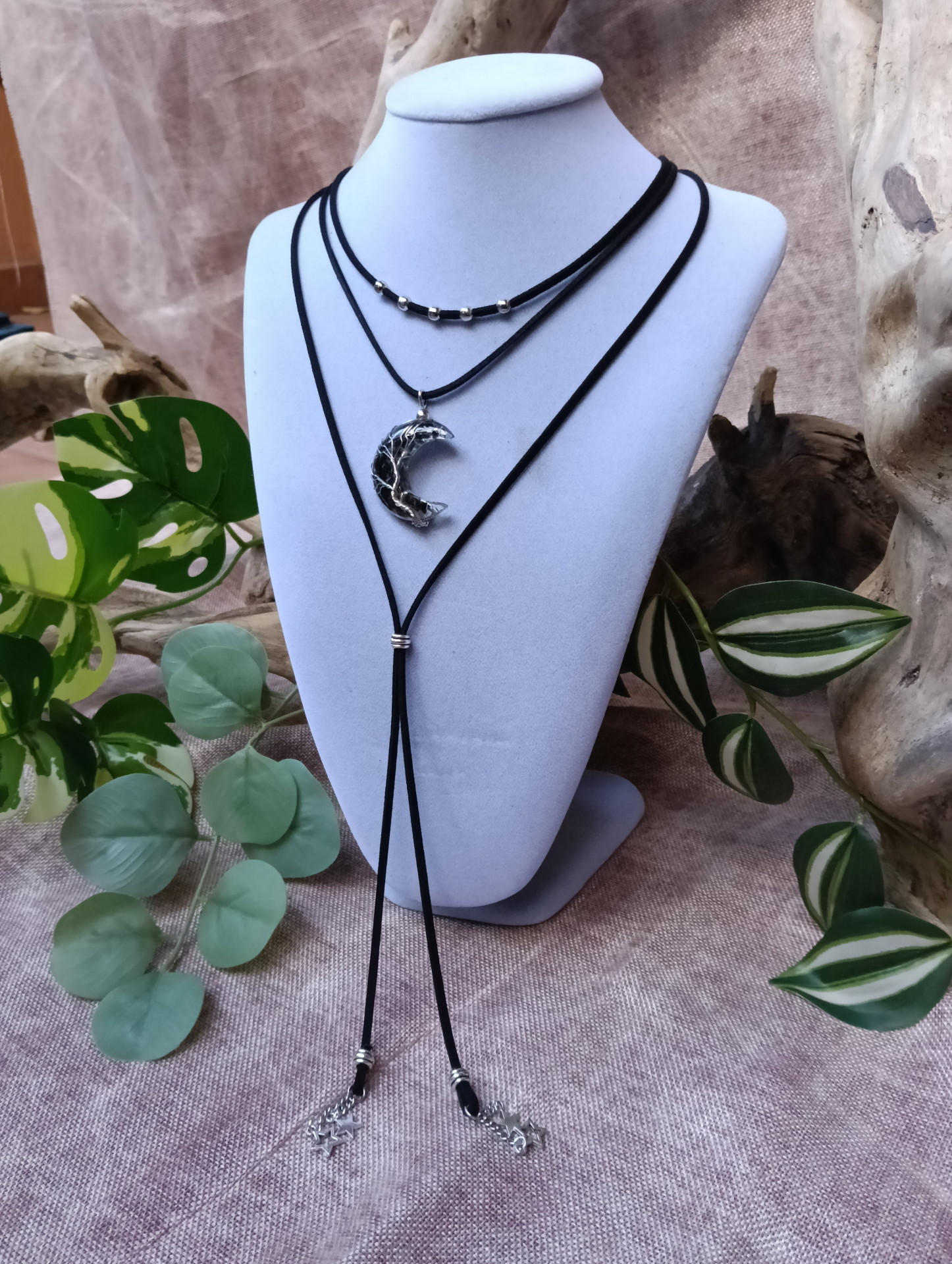 Collar luna negra