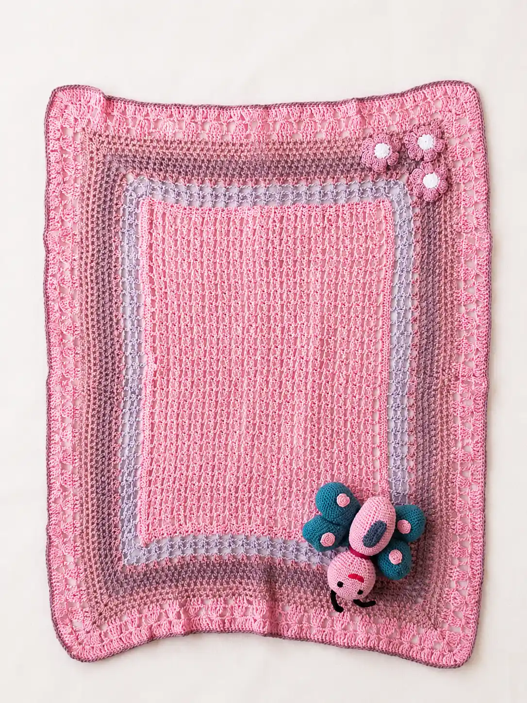 Manta para bebé con muñeco de arrullo - Imagen 2