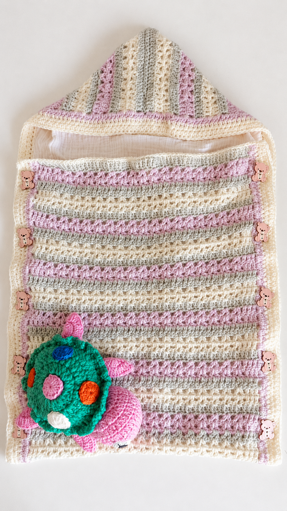Saquito-nana de bebé, tejido a mano con muñeco de apego, color rosa - Imagen 3