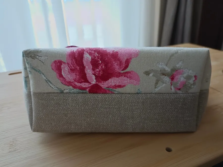 Neceser Floral Beige & Fucsia - Imagen 4
