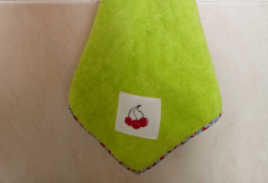 Paño de cocina hecho a mano y bordado a punto de cruz - Imagen 3